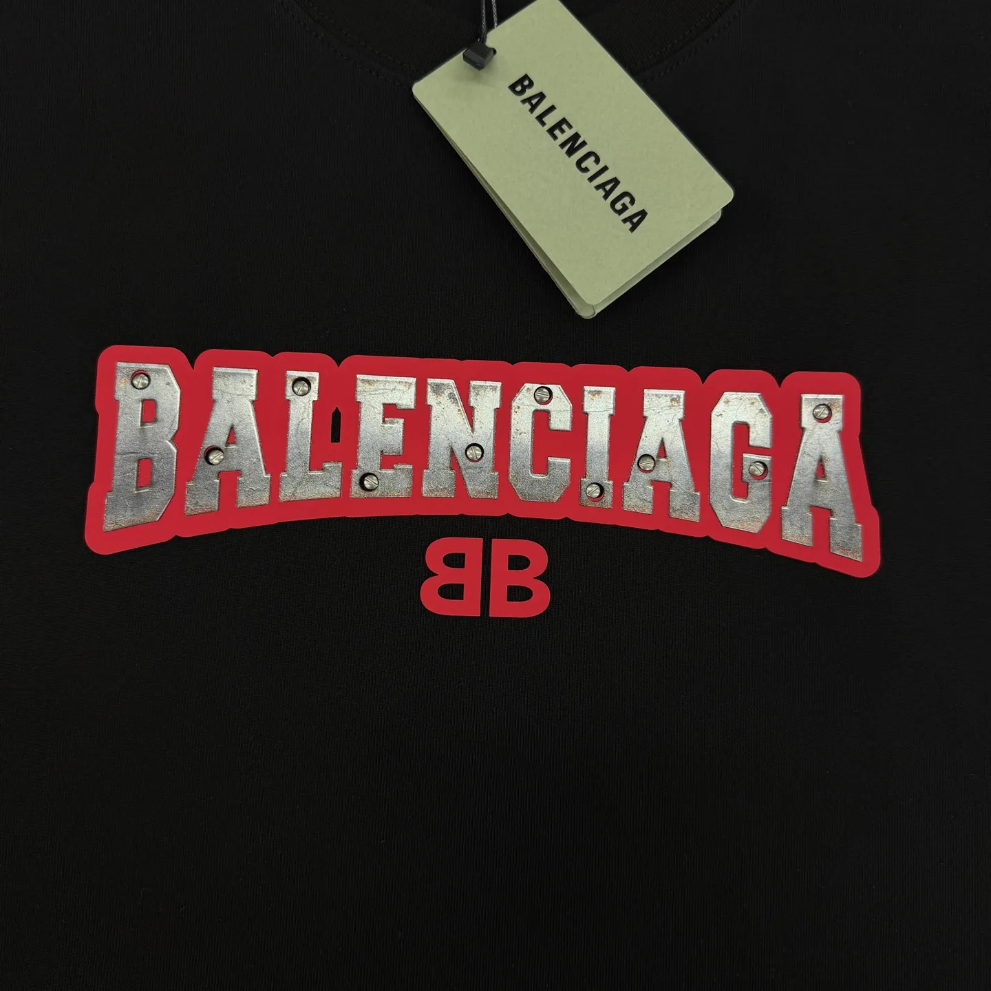 ⚜️ Balenciaga New Arrival T . Same Style❤️ +Red ， ！Silver ， ，BB ✨ Quality 280g ， Breathable， 。Balenciaga ， ， ！🔥 ！ ：Black.White.Dark Gray.Sizes：S-3XL ‼️（175/145 L）